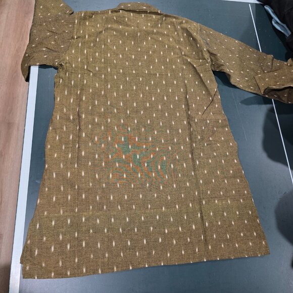 NWOT Olive Green Men’s Kurta (top only) - Picture 4 of 4